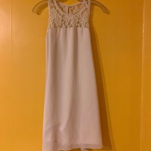 Adorable, elegant Kensie dress